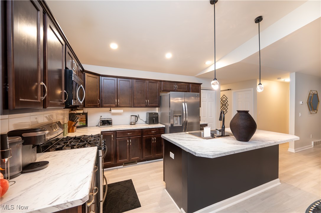 Signature Place 4 - Residential