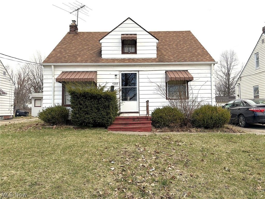 Photo of 4385 E 175th Street, Cleveland, OH 44128 (MLS # 5195155)