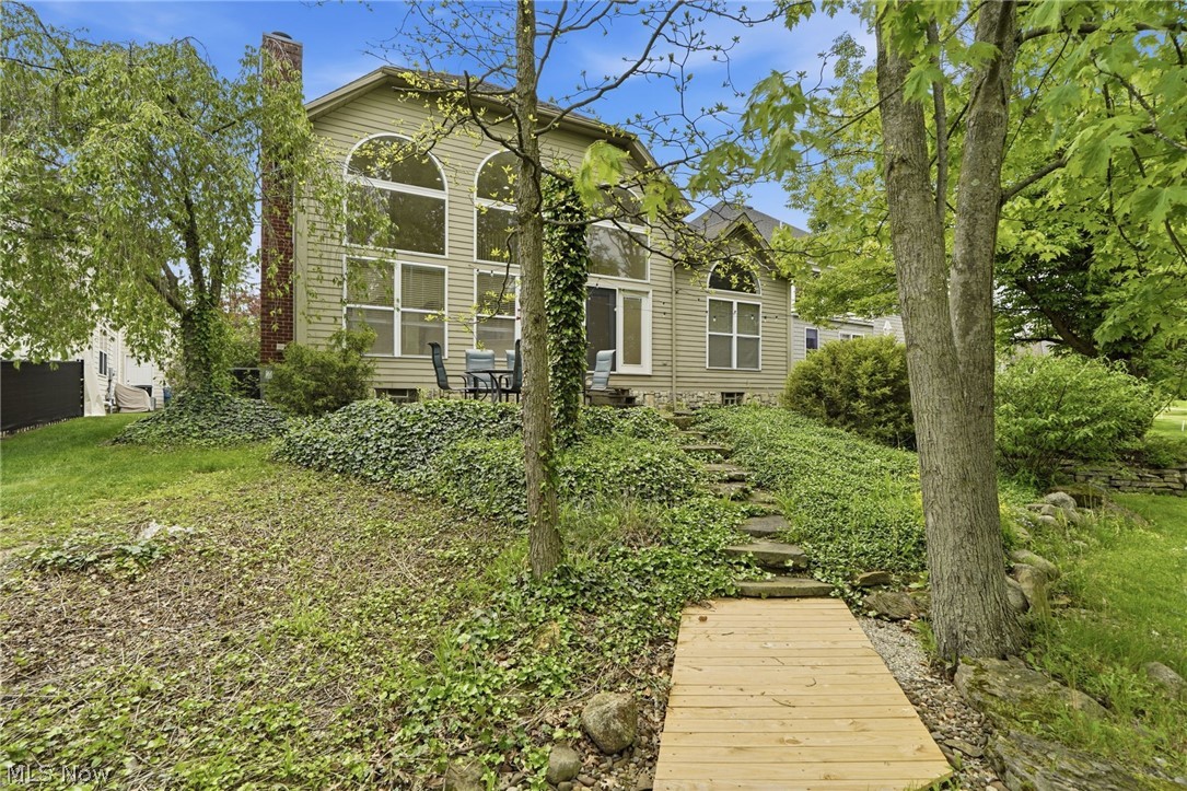 Red Tail - Residential