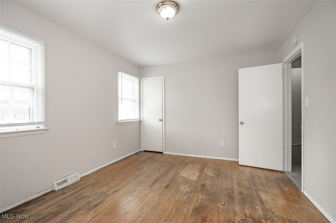 Park Heights Estate #9 - Commercial Sale