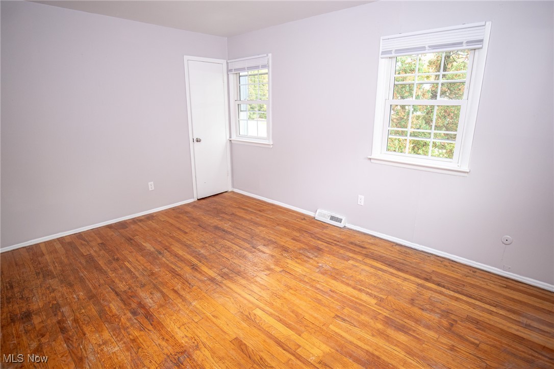 Park Heights Estate #9 - Commercial Sale