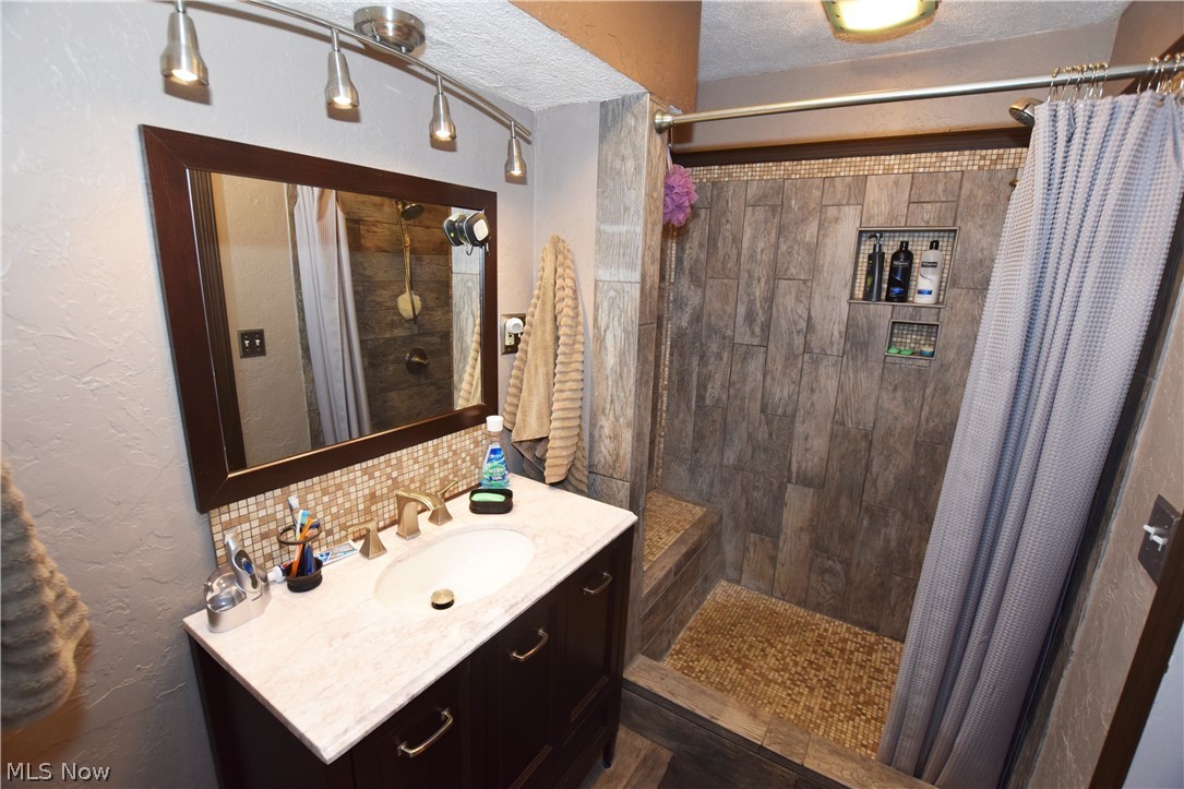 Lake Cable - Residential