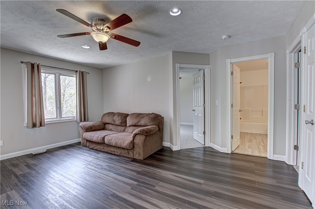 5505 E Heisley Road, Mentor, Ohio image 24