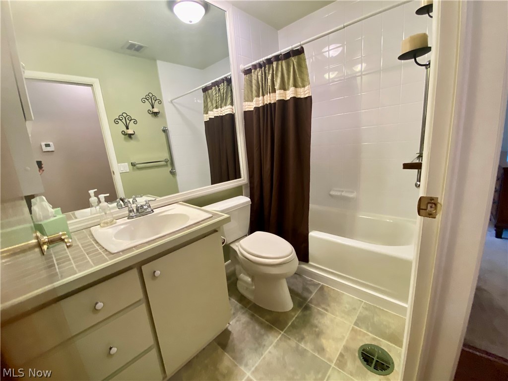 Dells Condo - Residential