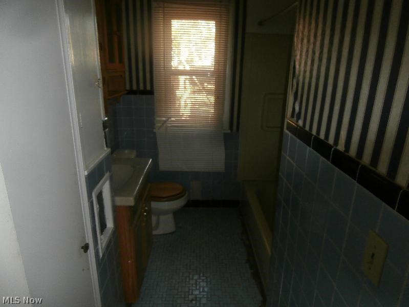 Mayfair Acres - Residential