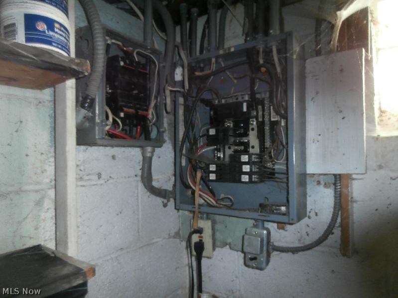 Mayfair Acres - Residential