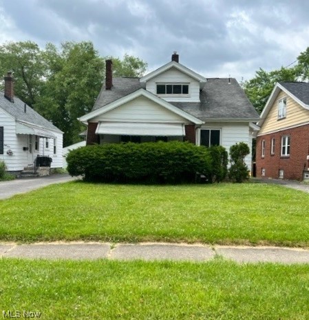 Spacious, clean & remodeled! New luxury vinyl flooring & plush carpeting throughout the home. Kitchen boasts new, modern backsplash & countertops. Bathroom is brand new. Two spacious bedrooms on the main floor & two upstairs. Check this beauty out today!