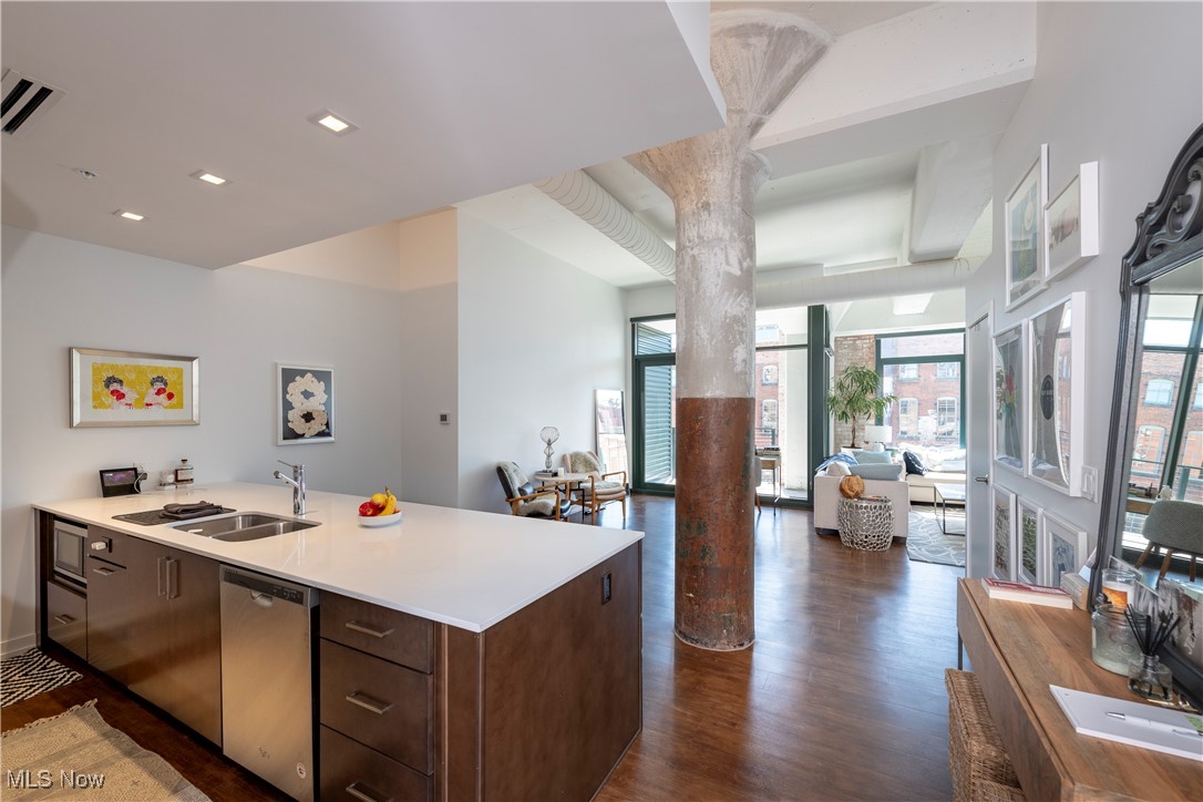 Worthington Yards - Residential Lease