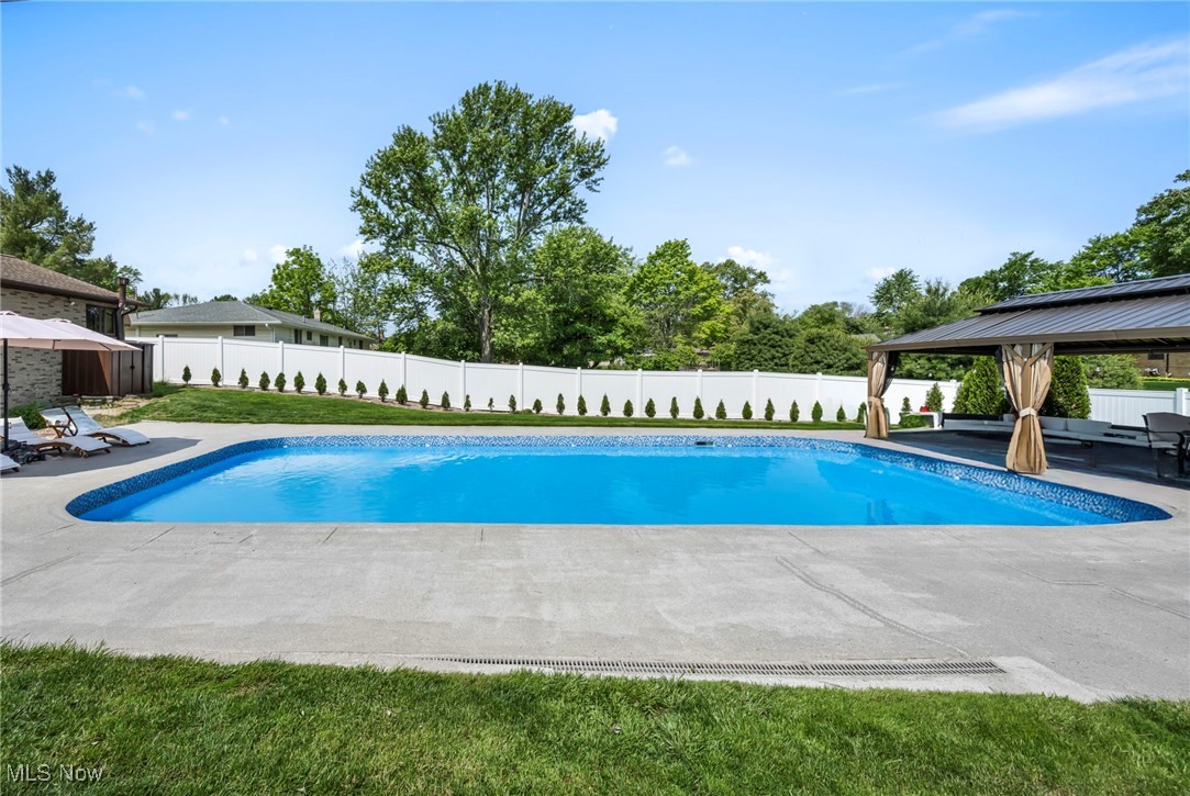 Garden Side Estates 02 - Residential