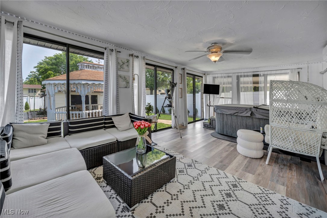 Garden Side Estates 02 - Residential