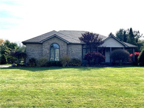 Photo for 611 Chestnut Lane