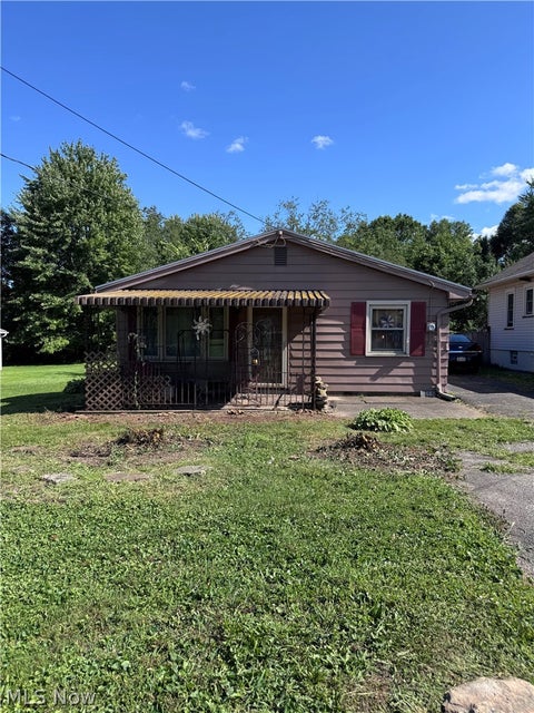 Homes For Sale - 2667 Vestal Road<br/> Youngstown, OH 44509