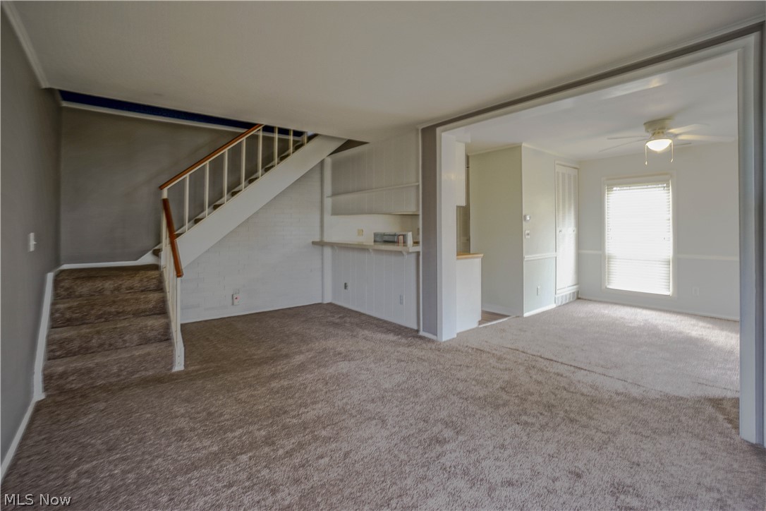 Village Green Condos 02 - Residential