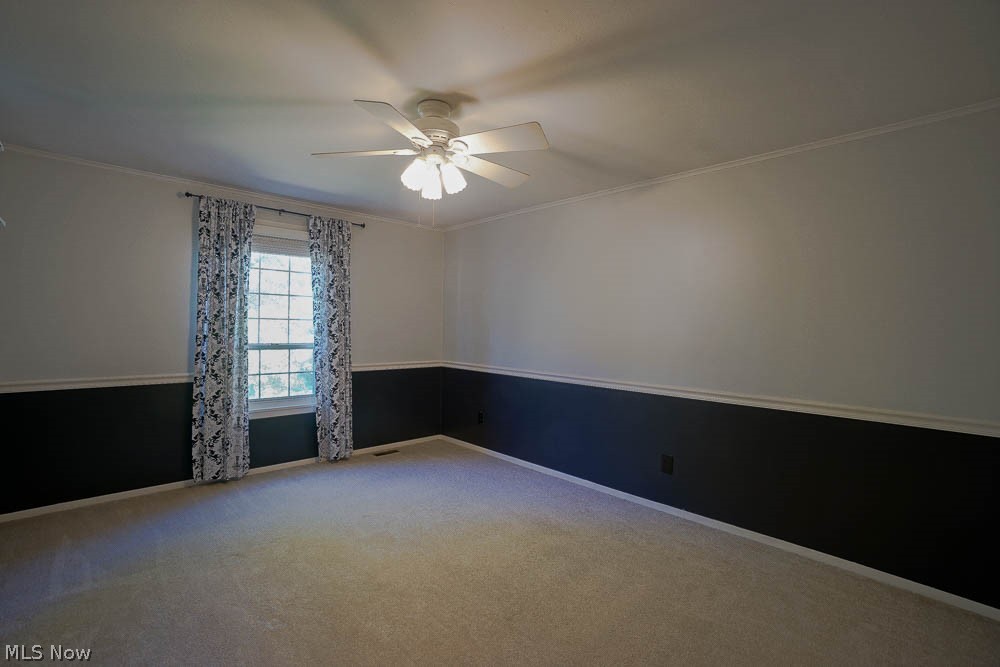 Village Green Condos 02 - Residential