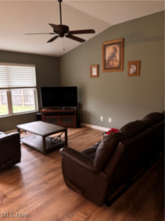 107 Fallingwater Drive, Elyria, Ohio image 6