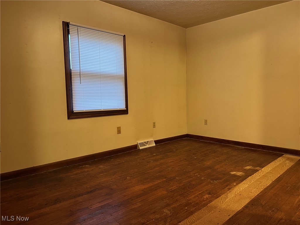 Garfield Blvd - Residential