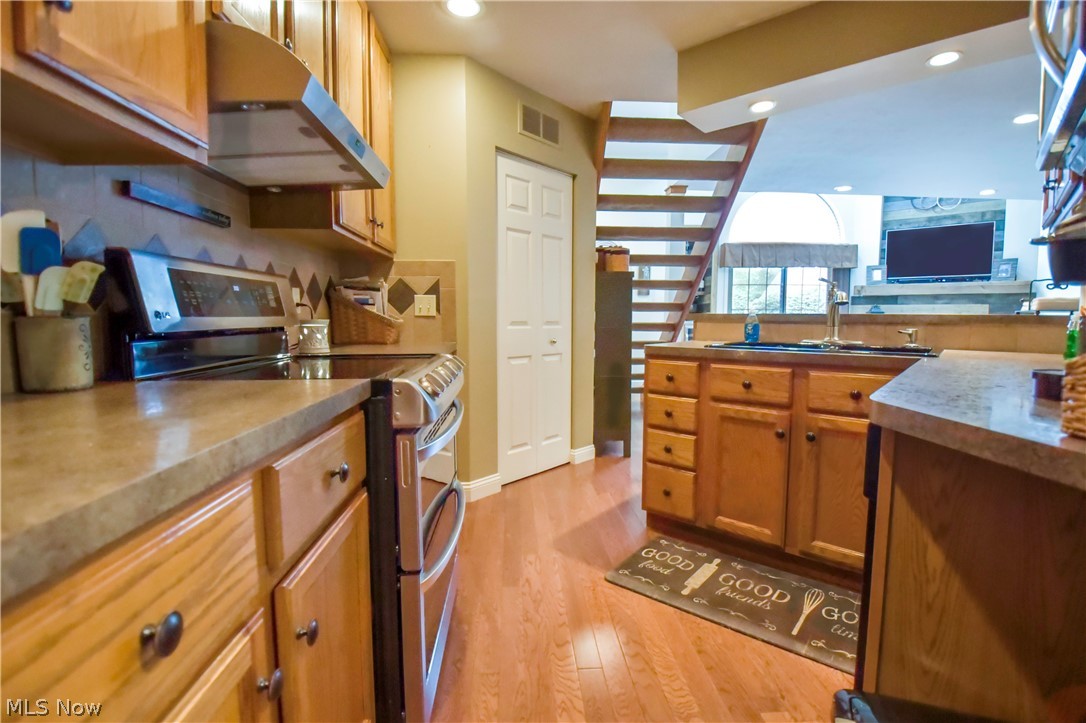 Arrowhead Bay Condo - Residential