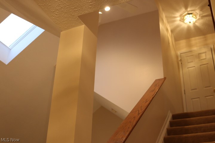 Greenwood/Hampton Ct. - Residential