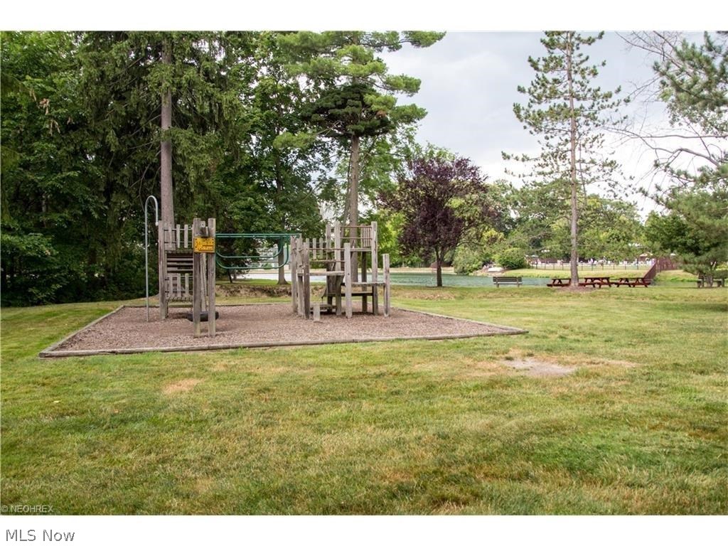 Greenwood/Hampton Ct. - Residential