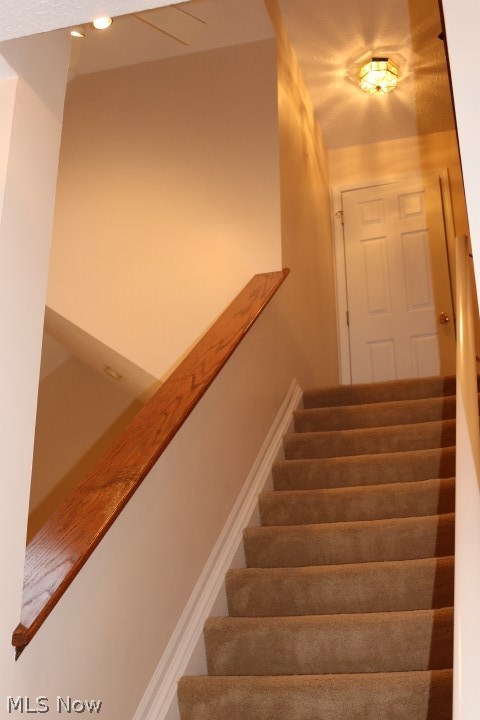 Greenwood/Hampton Ct. - Residential