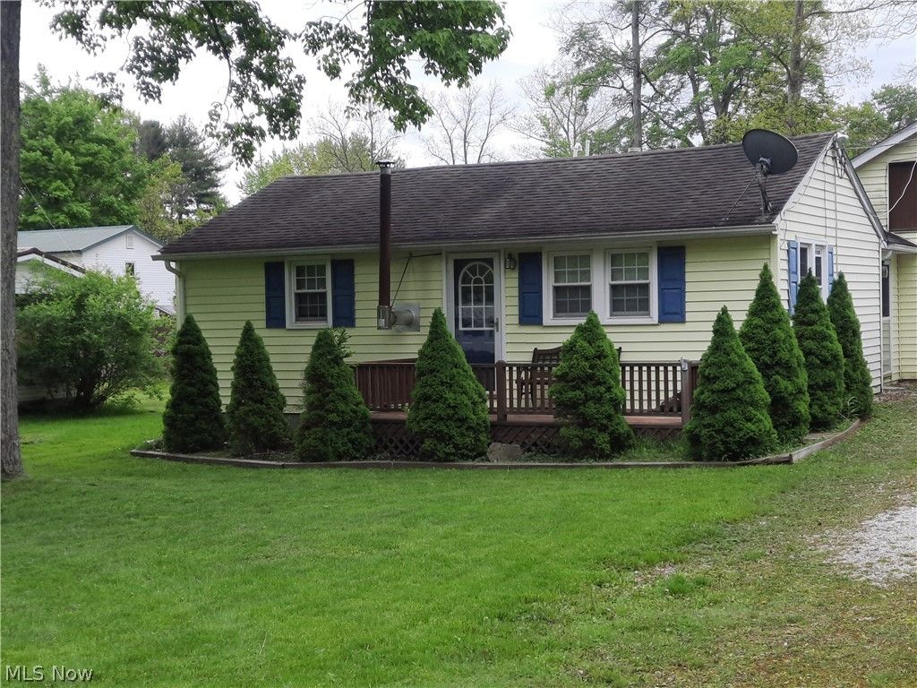 Photo of 6646 4th Avenue, Andover, OH 44003 (MLS # 5210686)