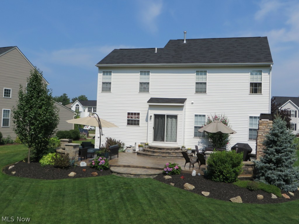 Saddle Crk 03 - Residential