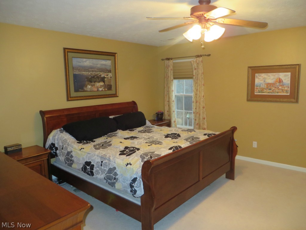 Saddle Crk 03 - Residential