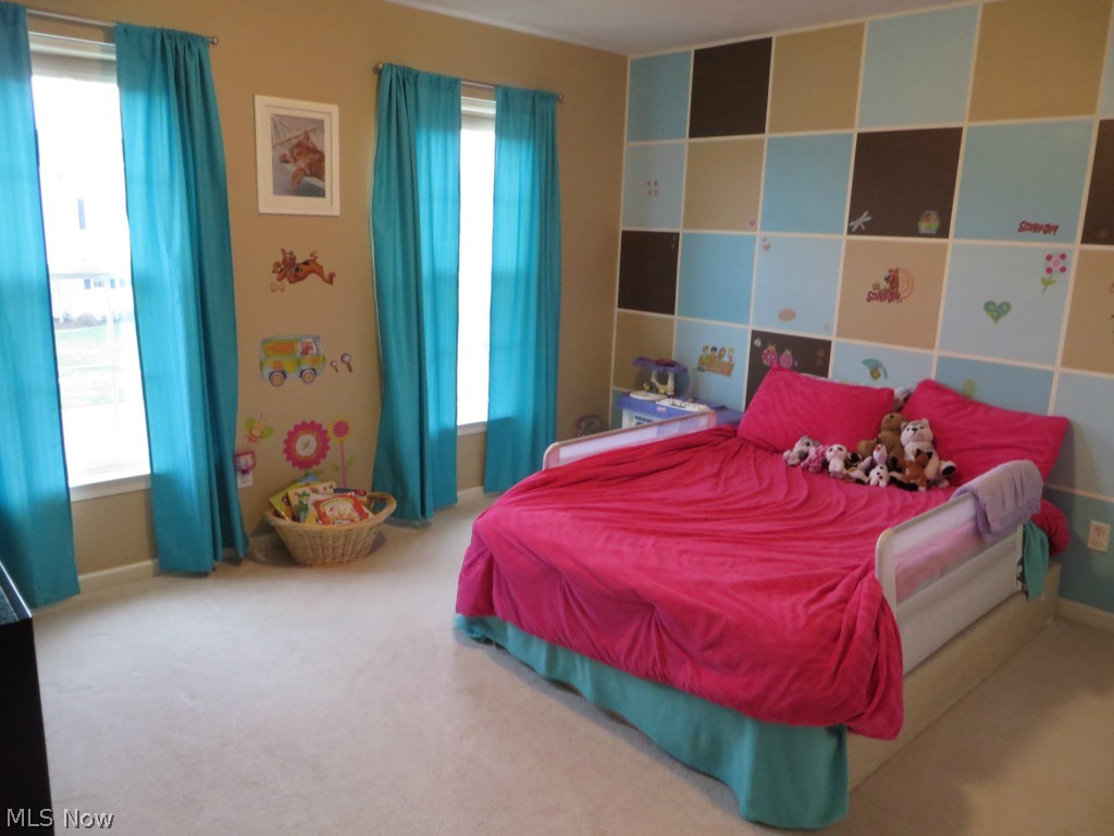 Saddle Crk 03 - Residential