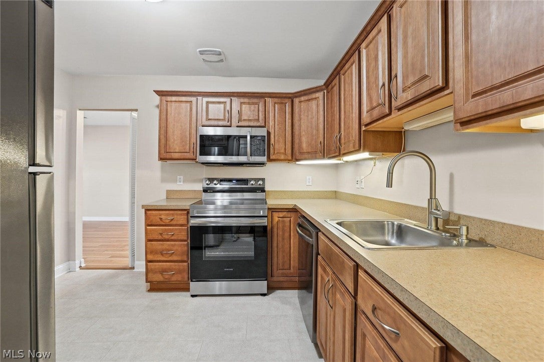 2885 Pease Drive 313