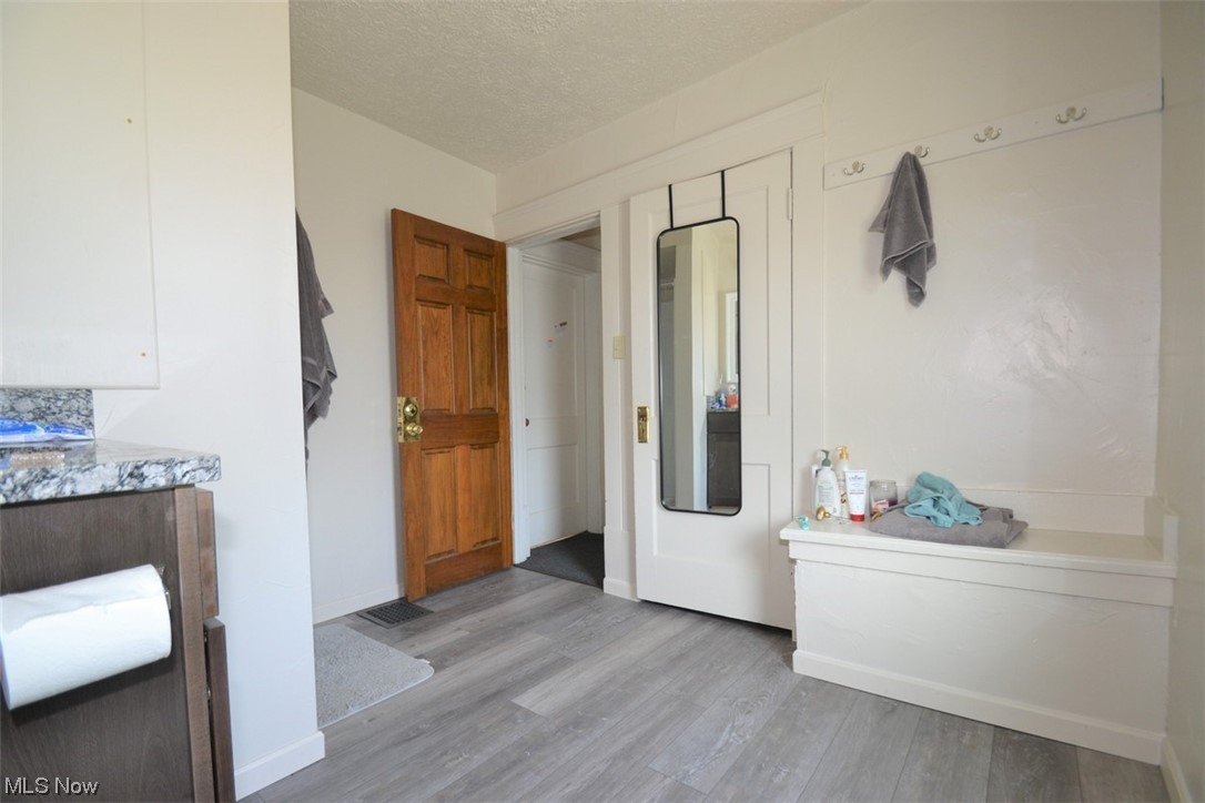 Ledge - Residential