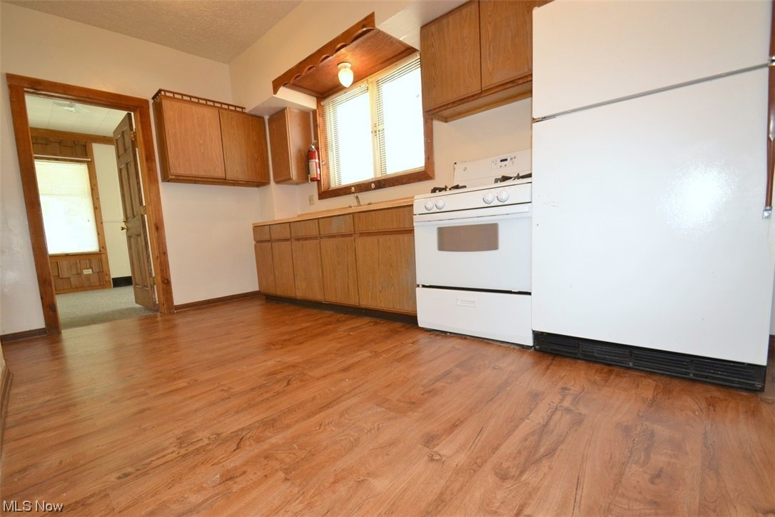 Ledge - Residential
