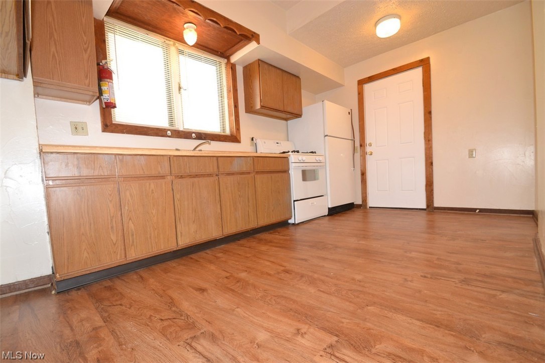 Ledge - Residential