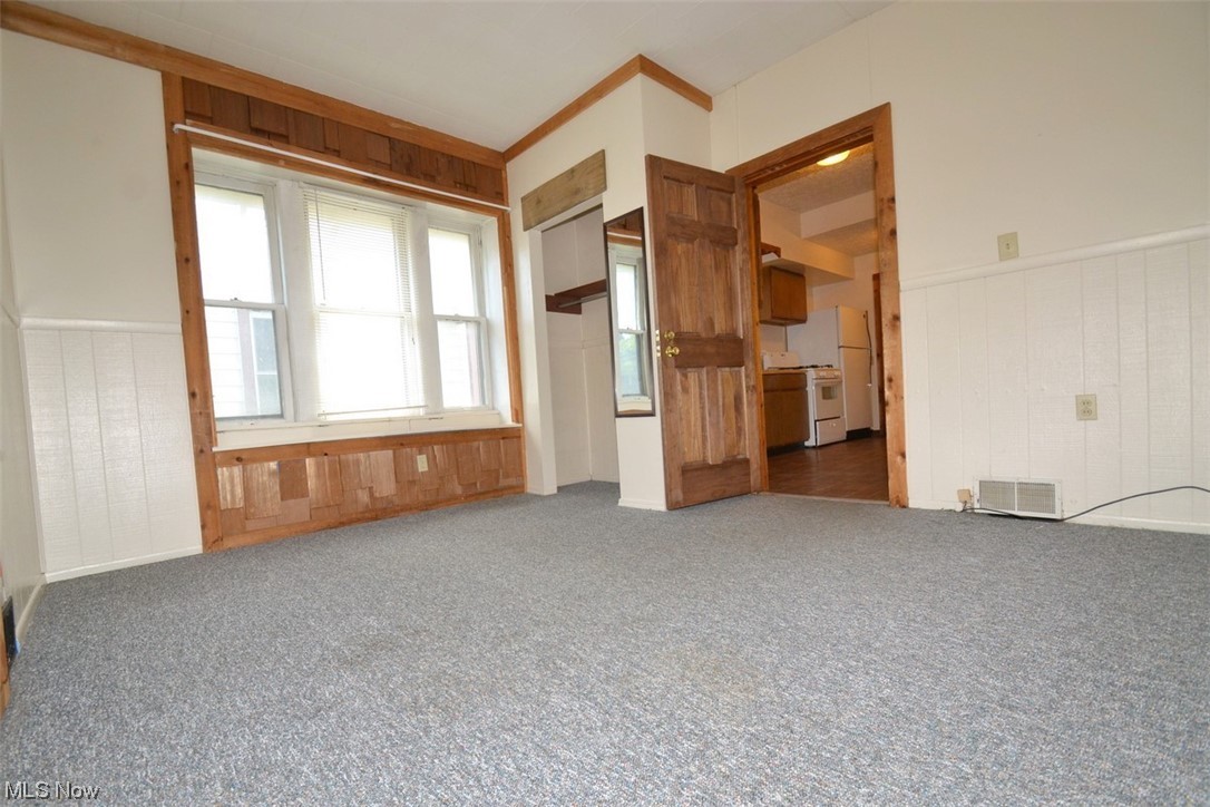 Ledge - Residential