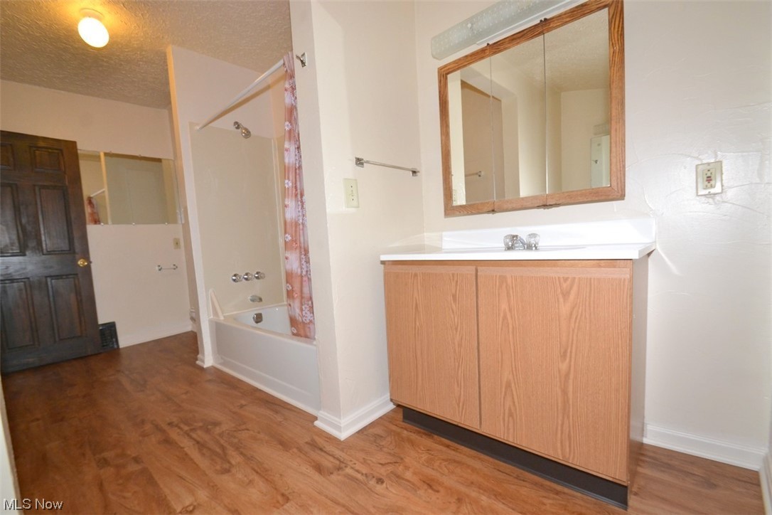 Ledge - Residential