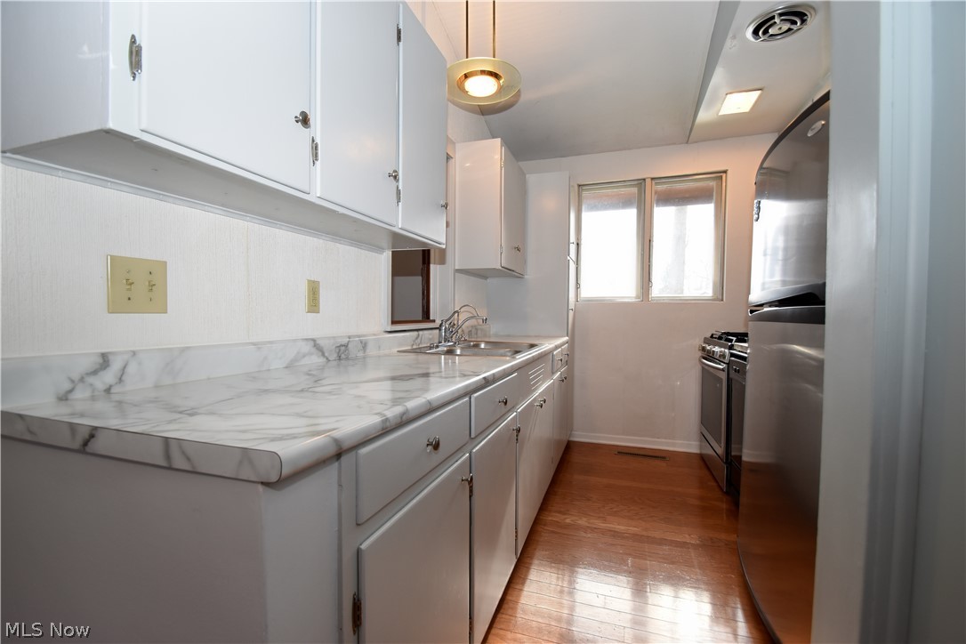 Hallmark 01 - Residential