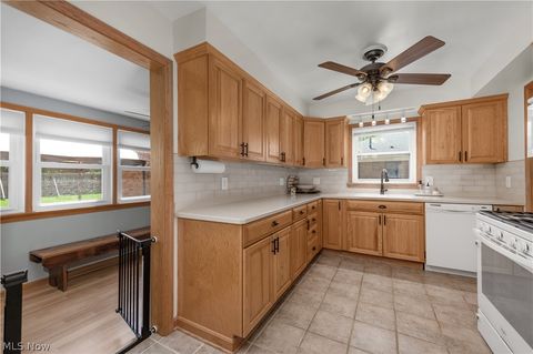 Tiny photo for 3209 Tressa Avenue, Lorain, OH 44052 (MLS # 5210348)