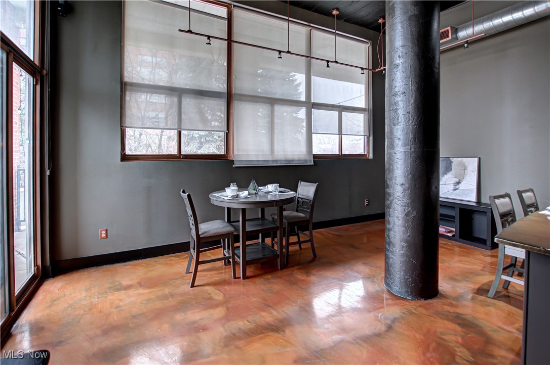 8205 Franklin Boulevard, Cleveland, Ohio image 9