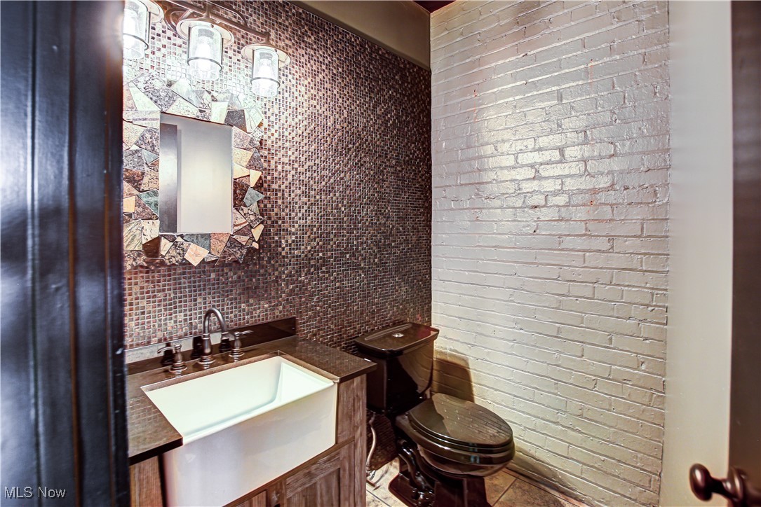 8205 Franklin Boulevard, Cleveland, Ohio image 16