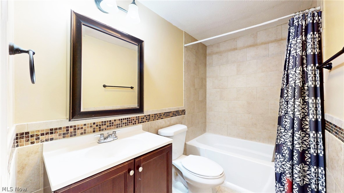 Hyde Park Condo - Residential