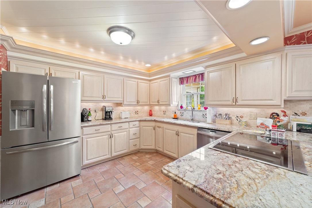 26016 Fairmount Boulevard, Beachwood, Ohio image 12
