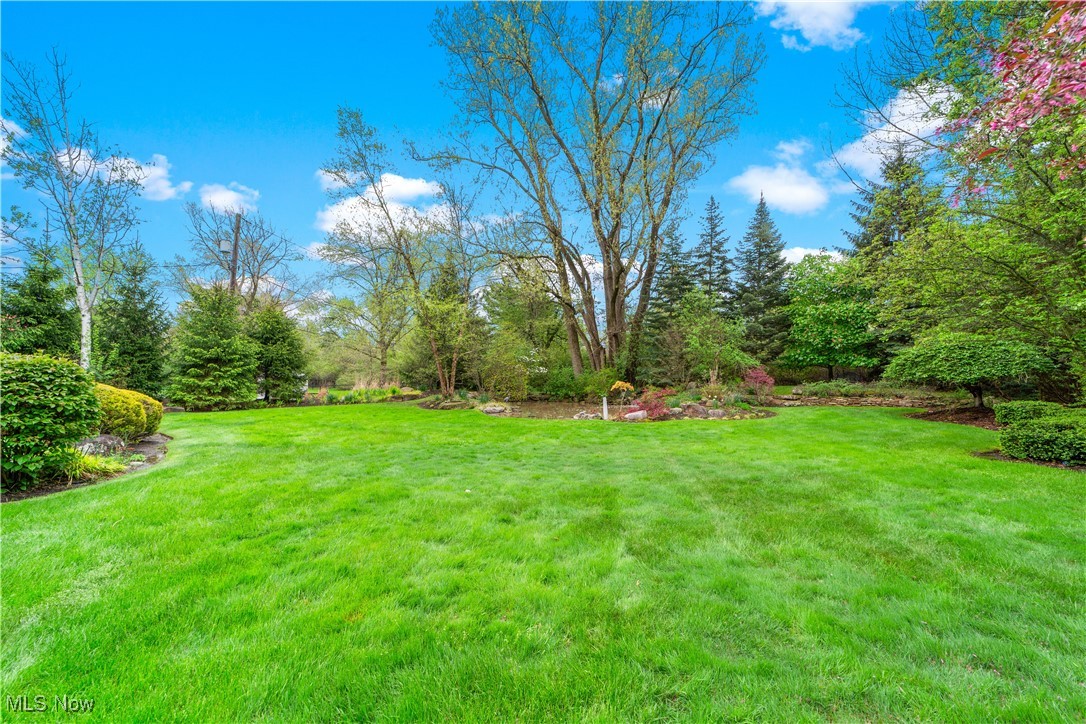 26016 Fairmount Boulevard, Beachwood, Ohio image 38