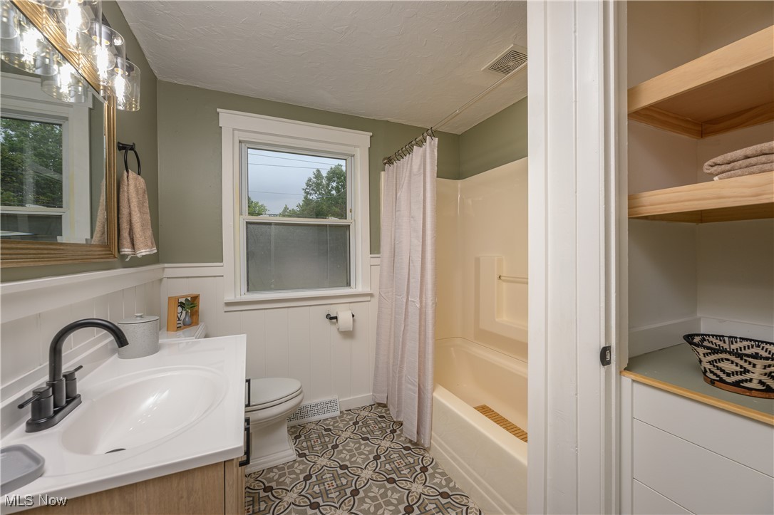 Taylor Farm Acres - Residential
