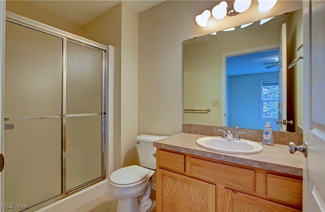 Commons/Fieldstone Lakes Town Hm - Residential