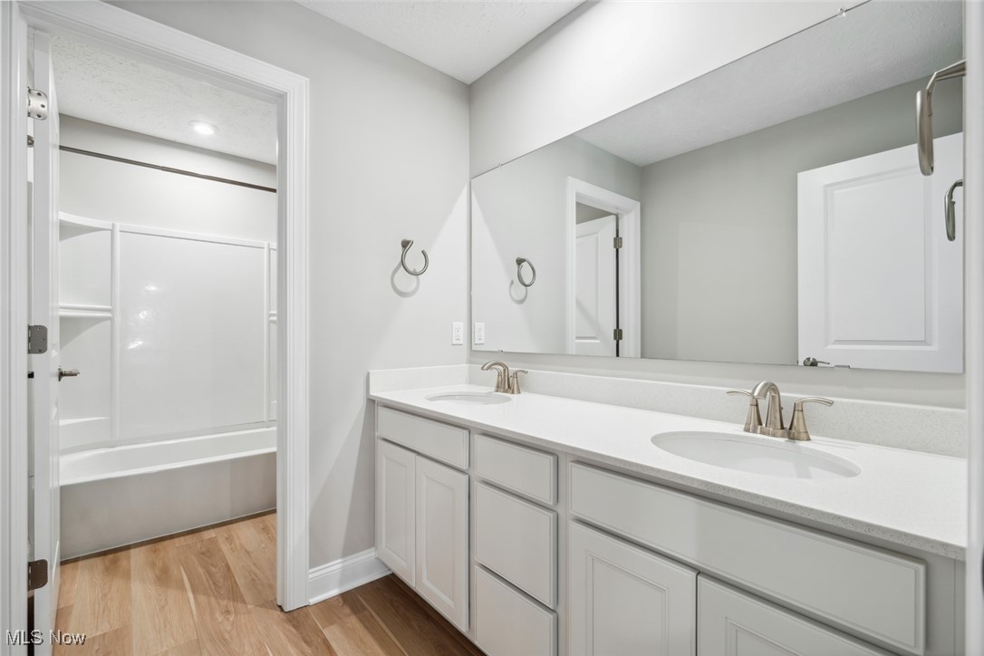 33018 Coastal Drive, Avon Lake, Ohio image 36