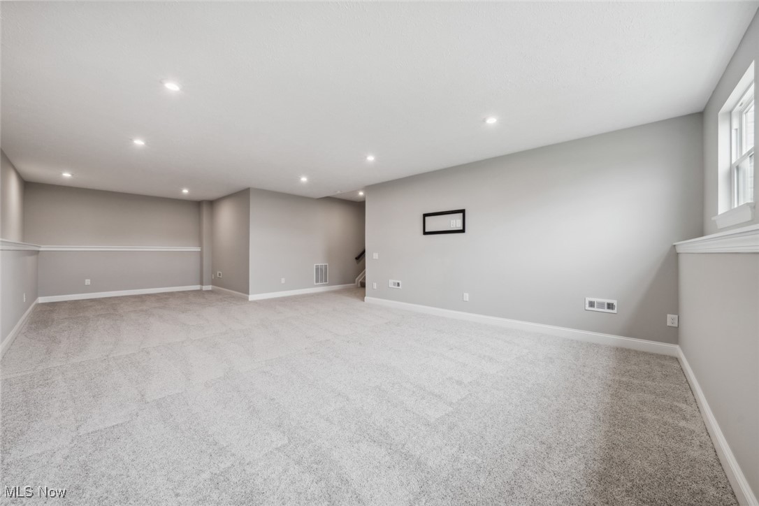 33018 Coastal Drive, Avon Lake, Ohio image 33