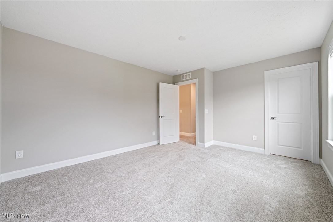 33018 Coastal Drive, Avon Lake, Ohio image 40