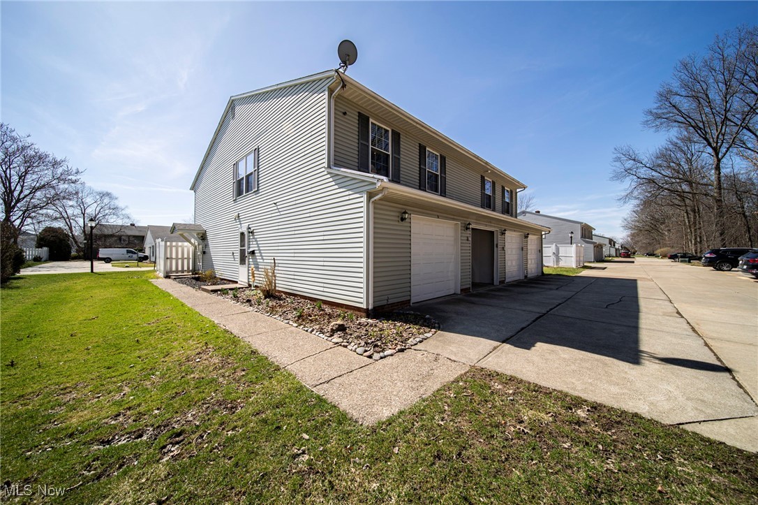 8107 Independence Drive #B, Mentor, Ohio image 4