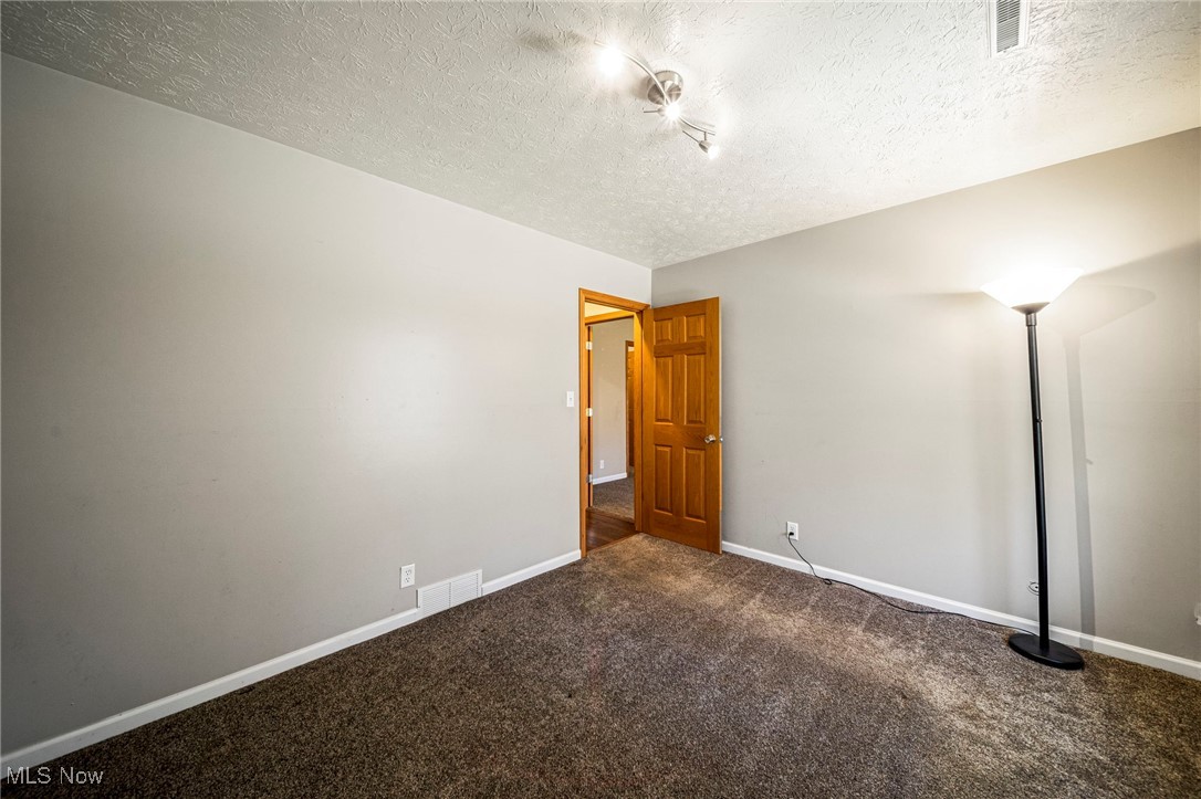 8107 Independence Drive #B, Mentor, Ohio image 29