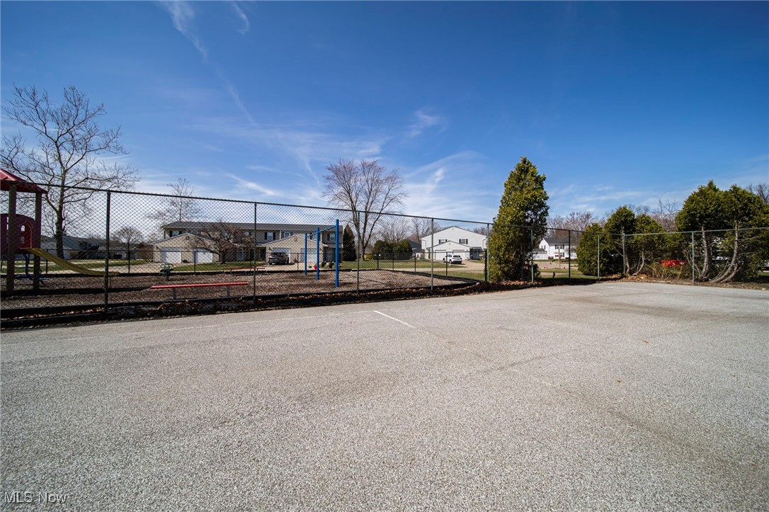 8107 Independence Drive #B, Mentor, Ohio image 41