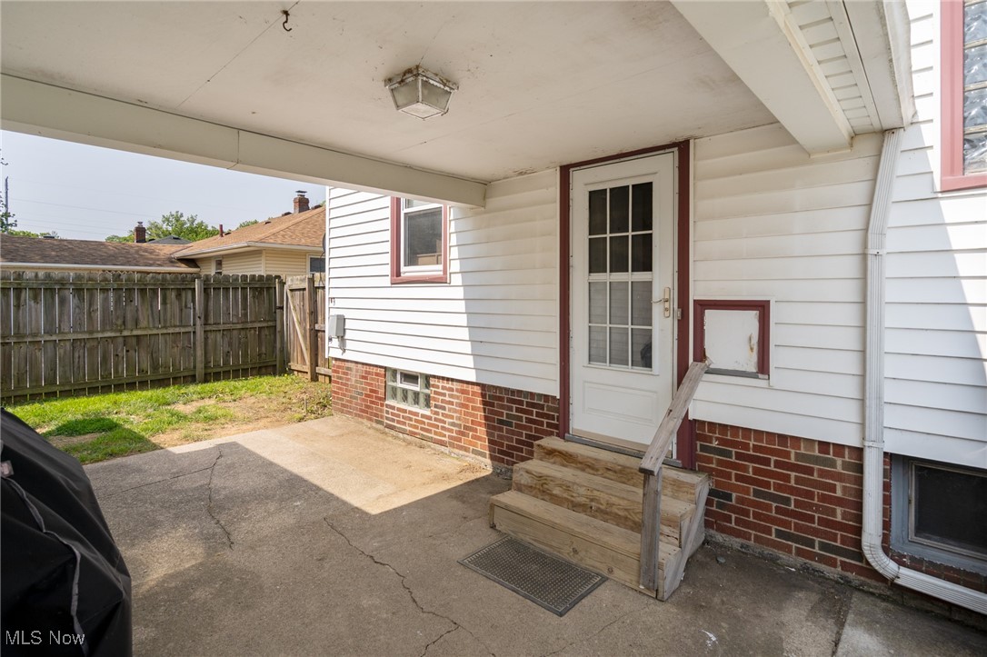 Lorain Stone - Residential